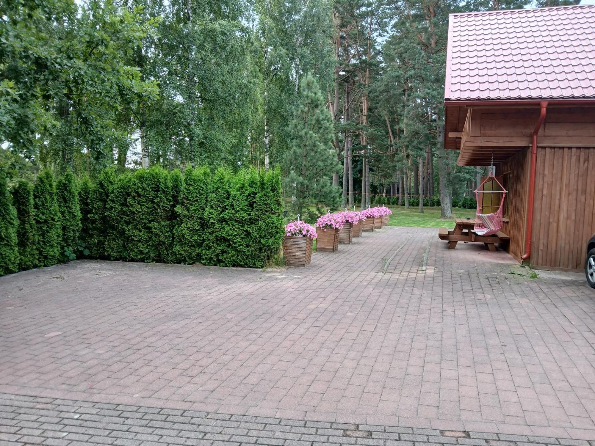Guest House Vilcini Bernāti Exterior foto